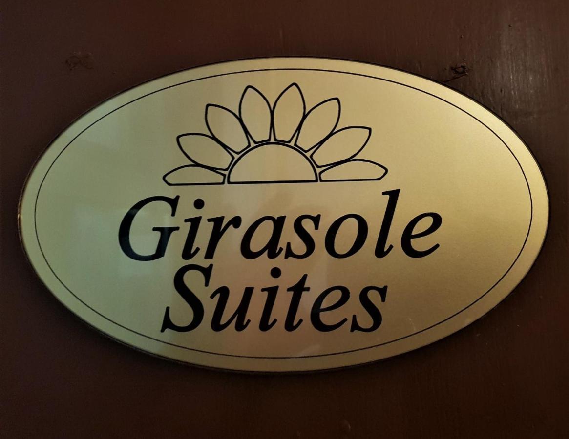 רומא Girasole Suites מראה חיצוני תמונה